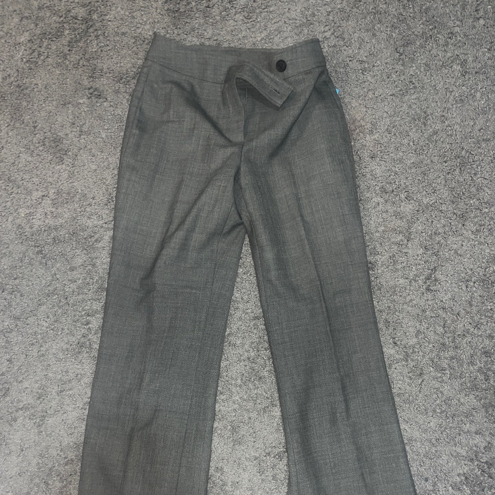 mid rise grey trousers
